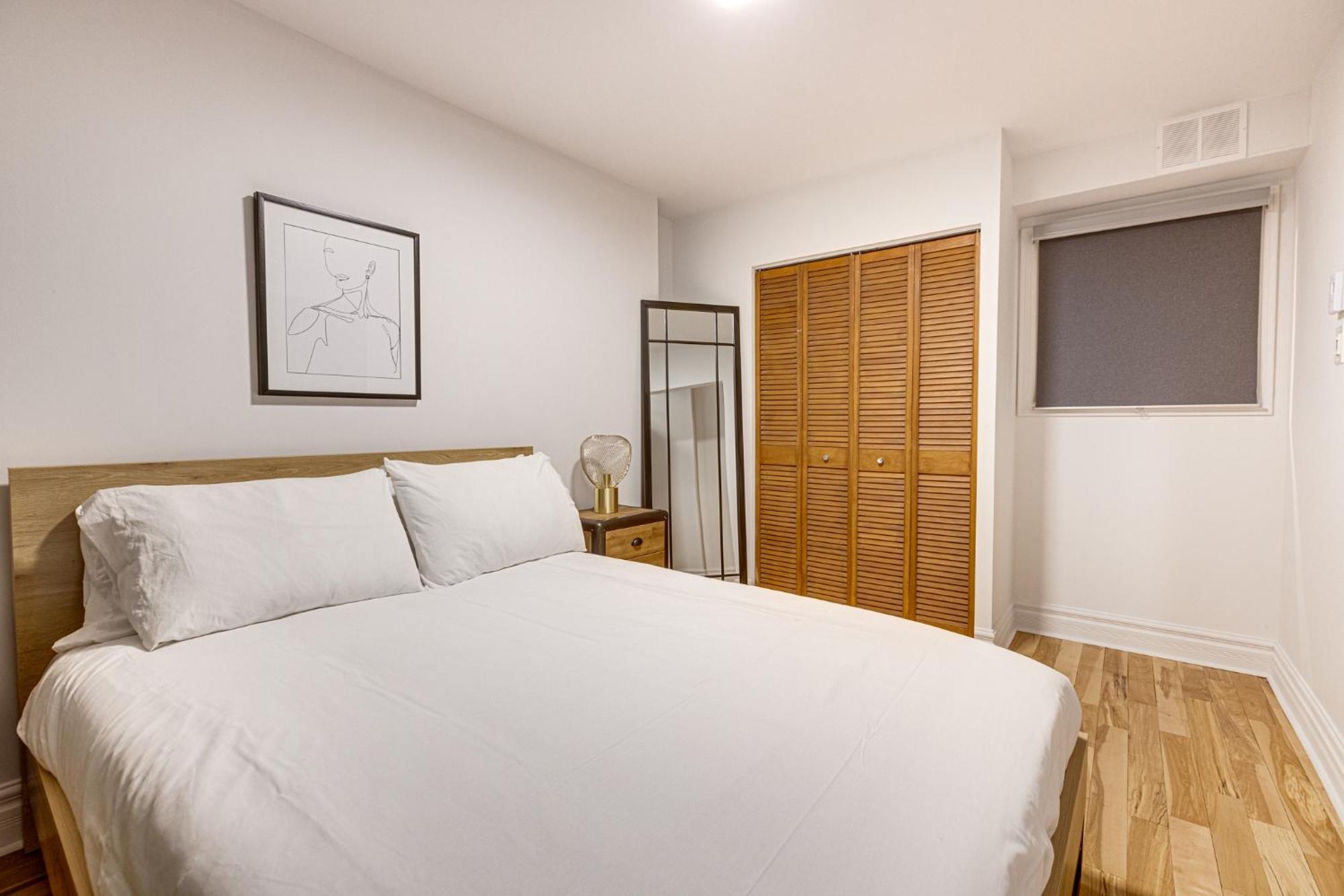 Apartement Saint Andre Montreal Exterior photo